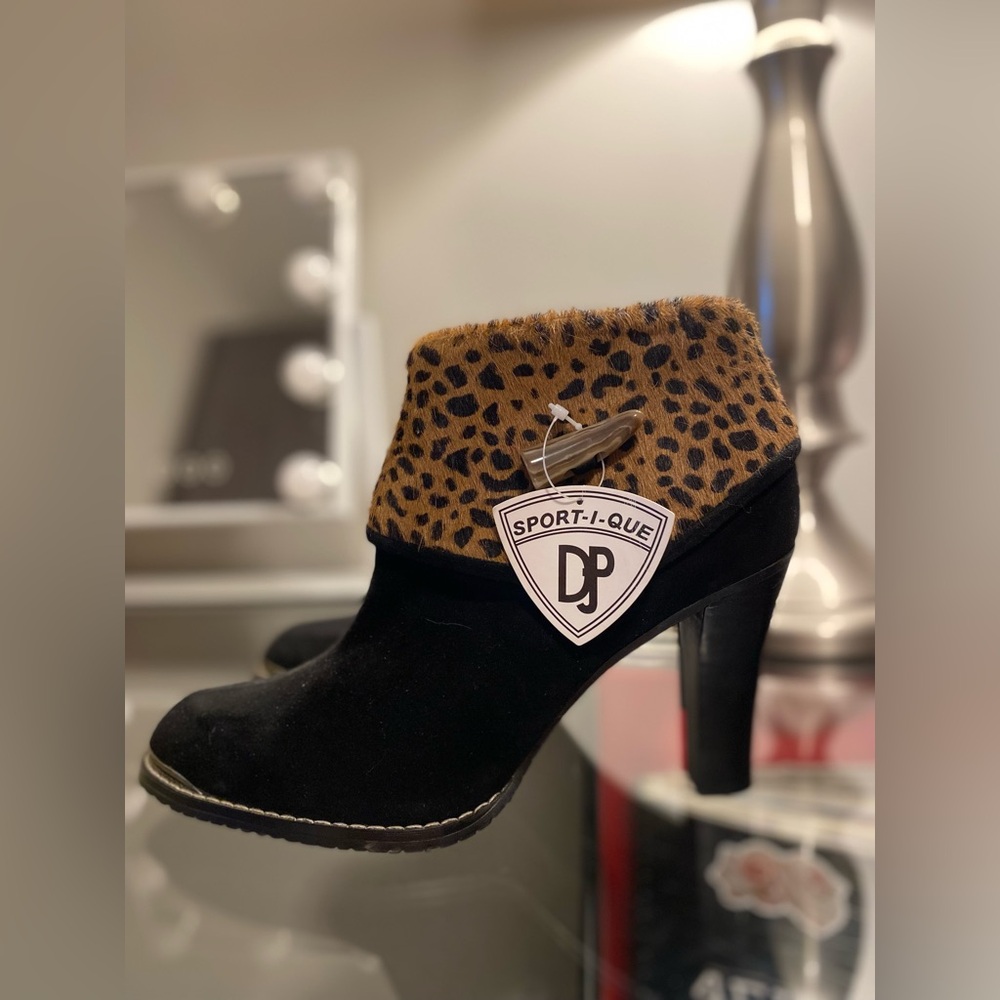 Donald J Pliner Women Ankle Boots Cheetah Antonia Suede Leopard Booties